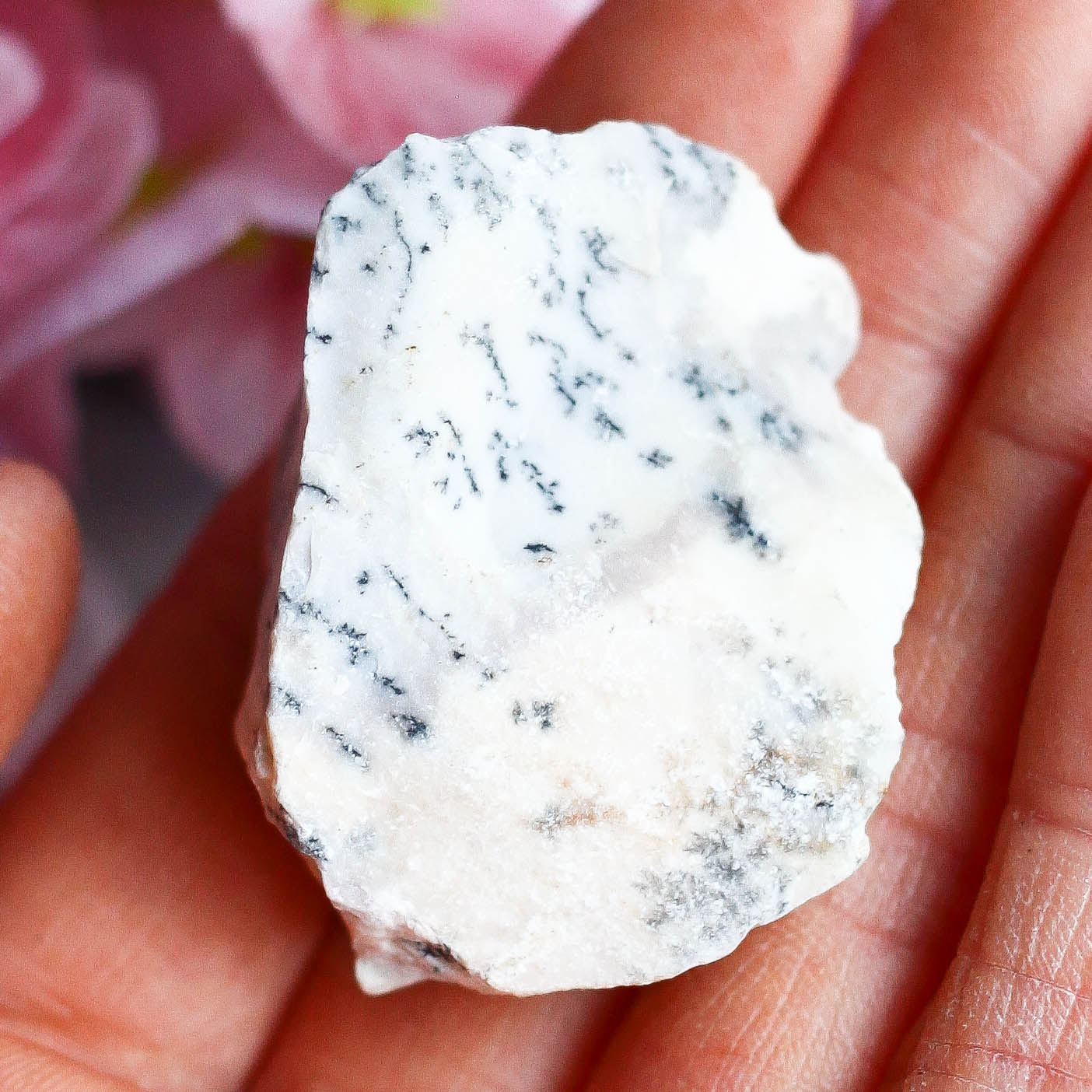 Дендроопал (дендритовый опал) необработанный