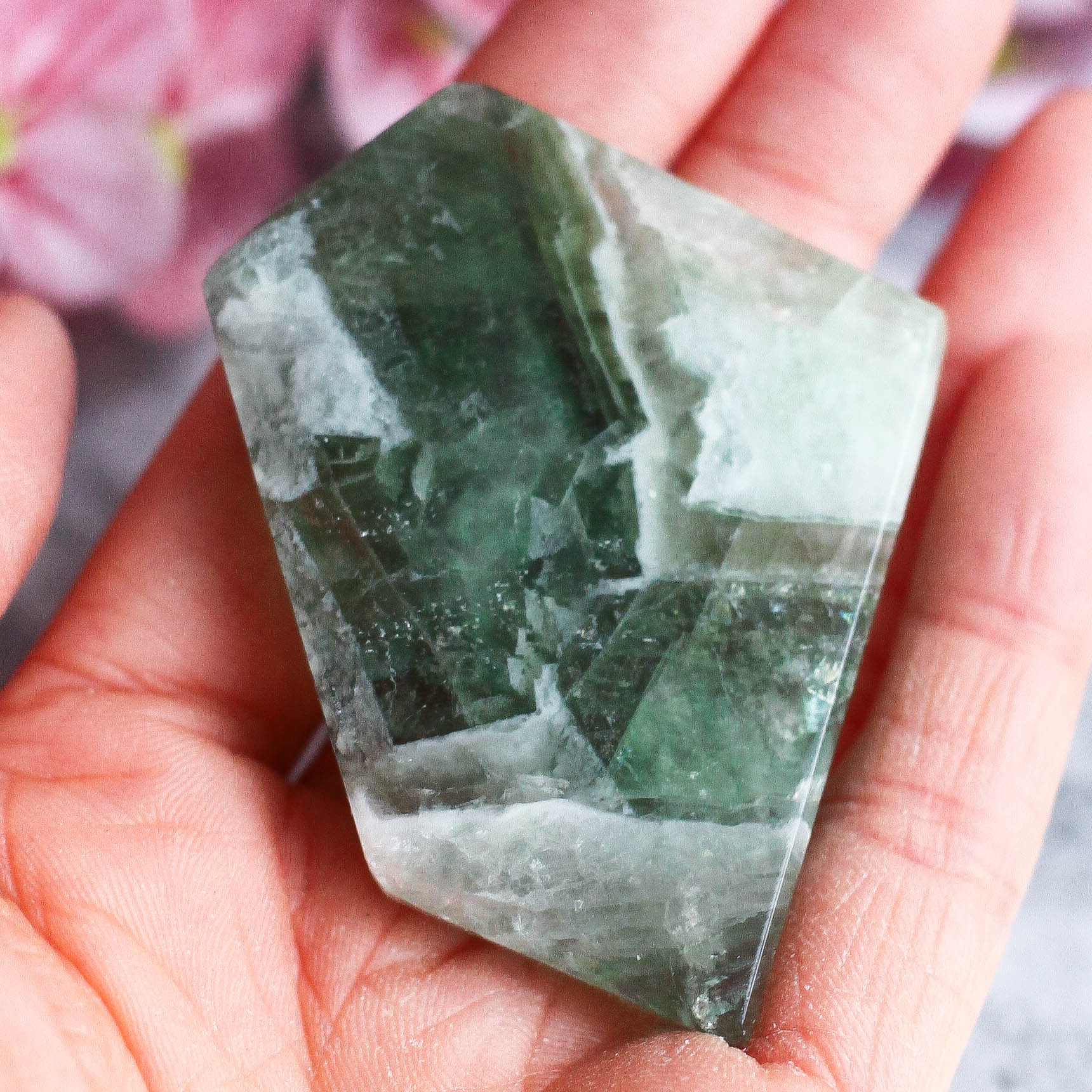 Флюорит полированный