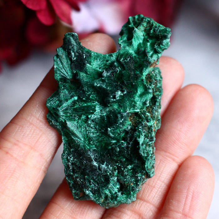 Малахит необработанный