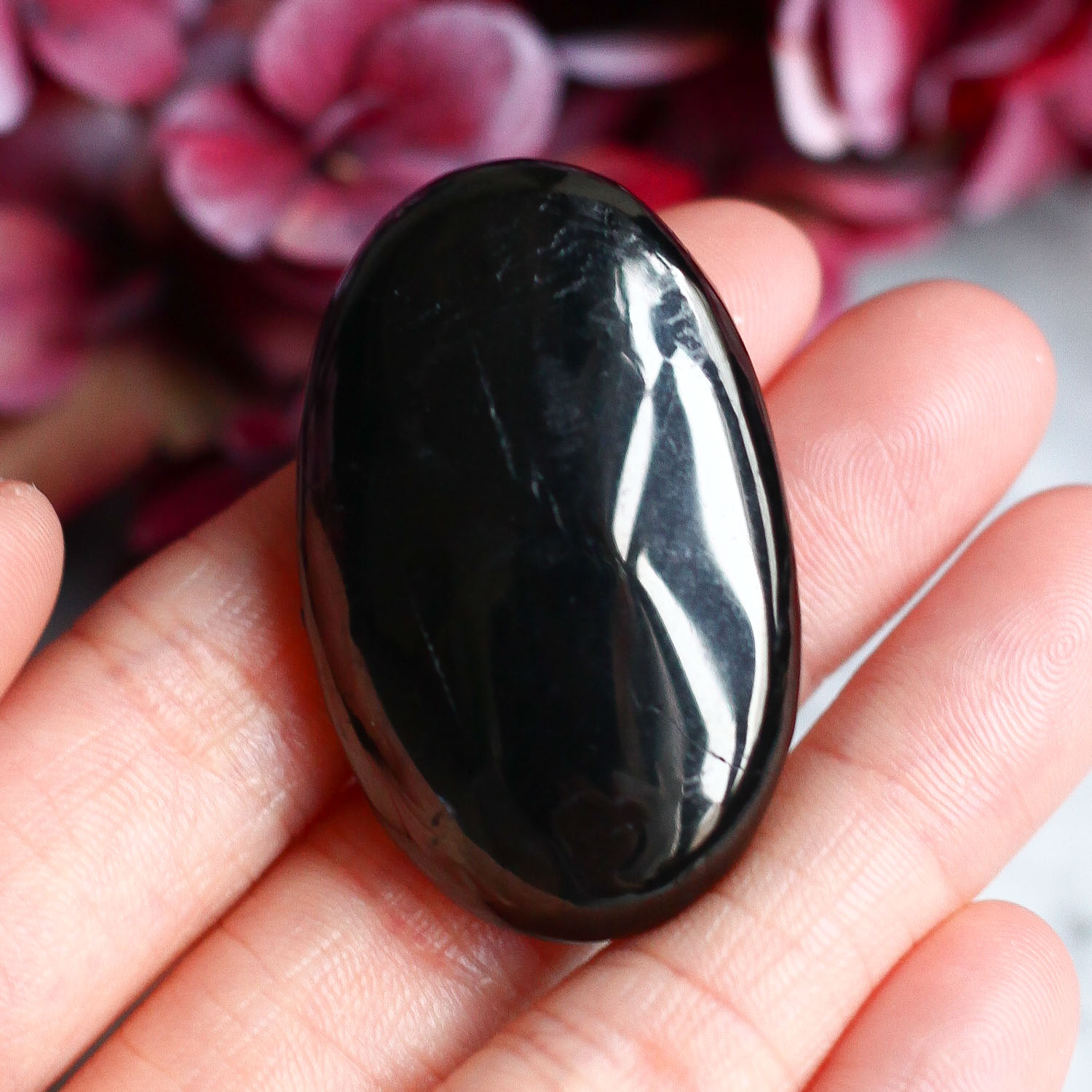 Петровский шунгит в форме мини-гальки