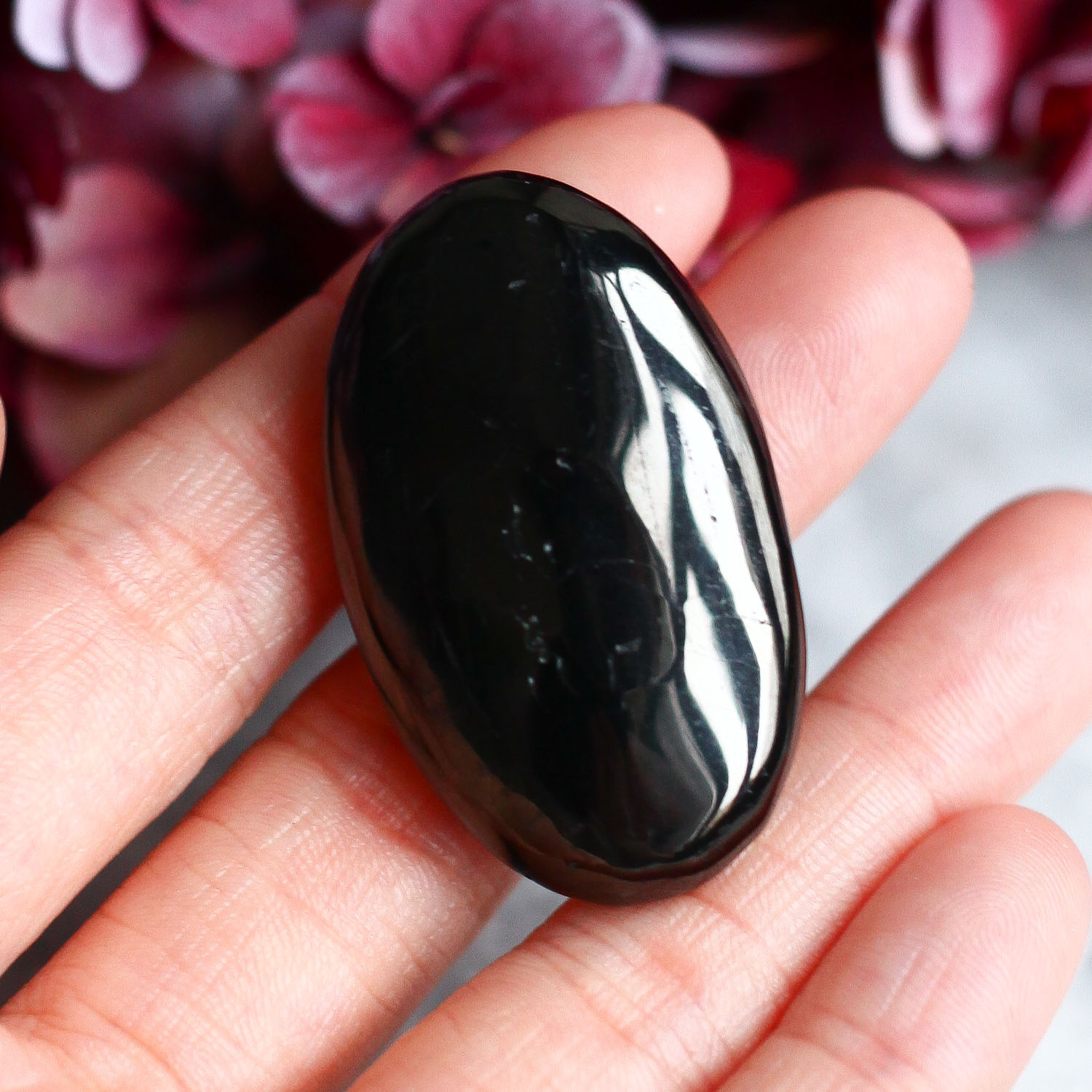 Петровский шунгит в форме мини-гальки