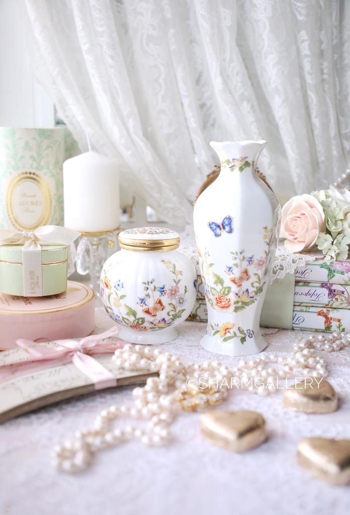 Набор ваза и шкатулка «Cottage Garden» Фарфор Aynsley, Англия.