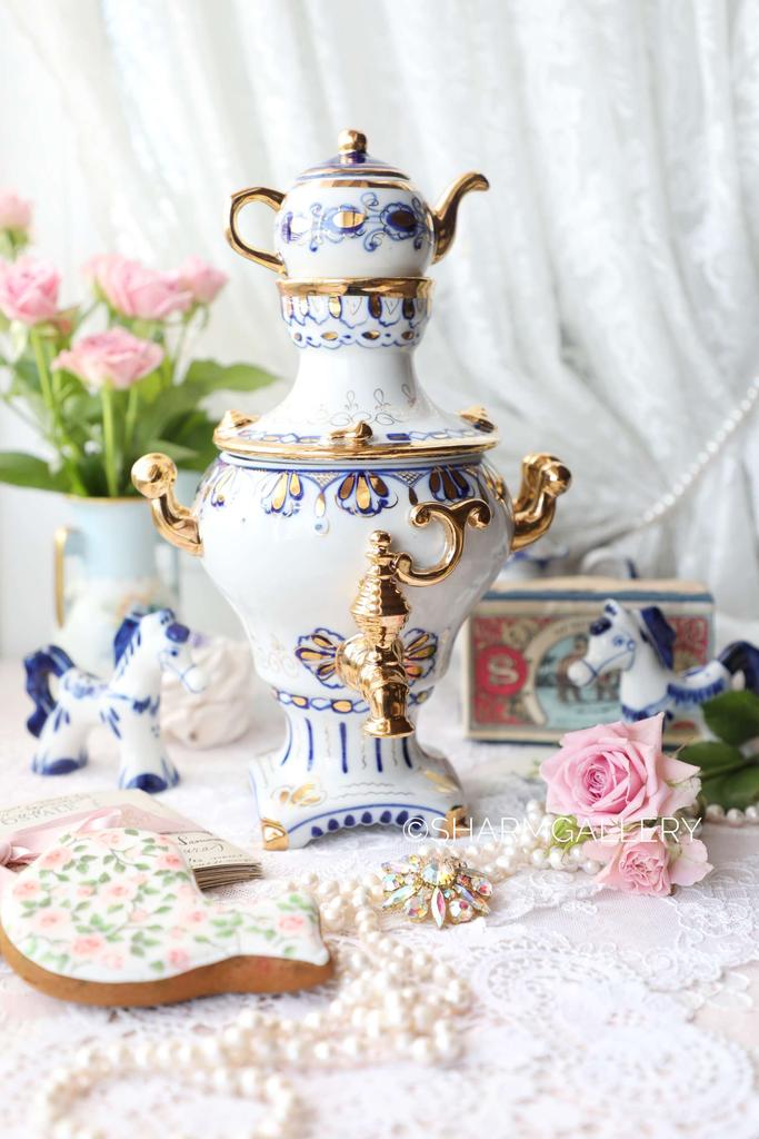 Самовар - шкатулка, фарфор, позолота Гжель СССР.
