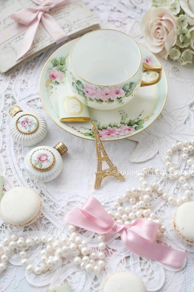 Брошь со стразами «Эйфелева башня» 7см., Франция, 1990гг.