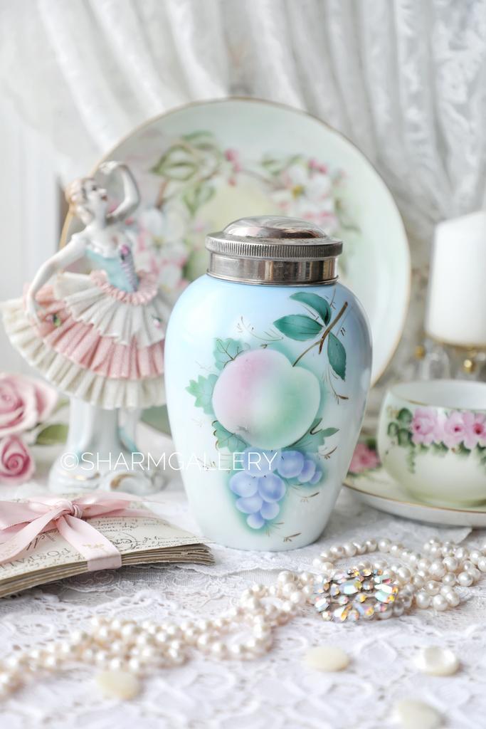 Антикварная Чайница чайная банка «Яблоко и виноград» роспись, молочное стекло.