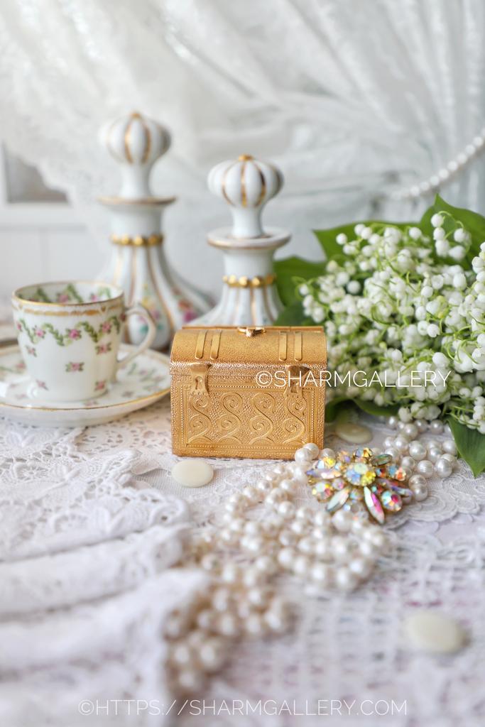 Шкатулка ларец "Сундучок" для украшений и мелочей, алюминий МЗСИ СССР.