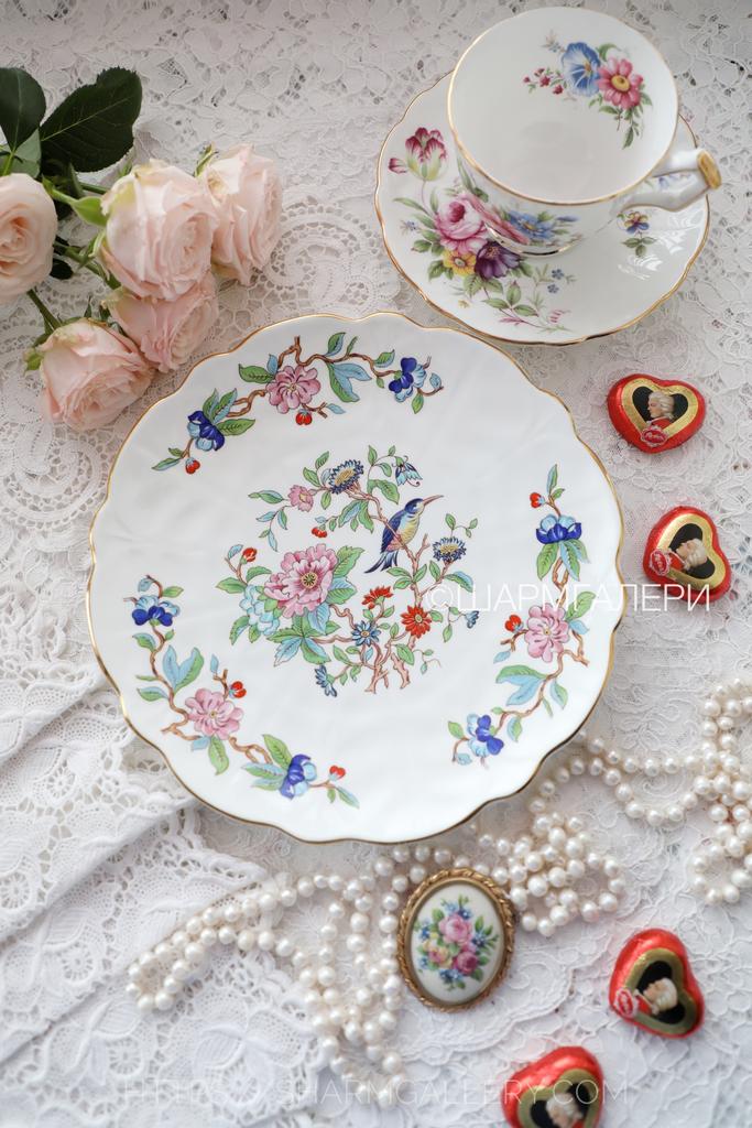 Тарелка  21см. «Pembroke» костяной фарфор Aynsley (Эйнсли) Англия.