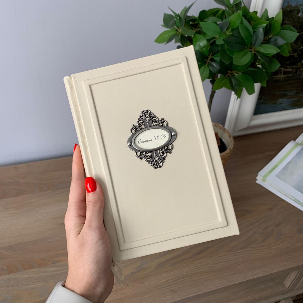 женский ежедневник из молочной кожи