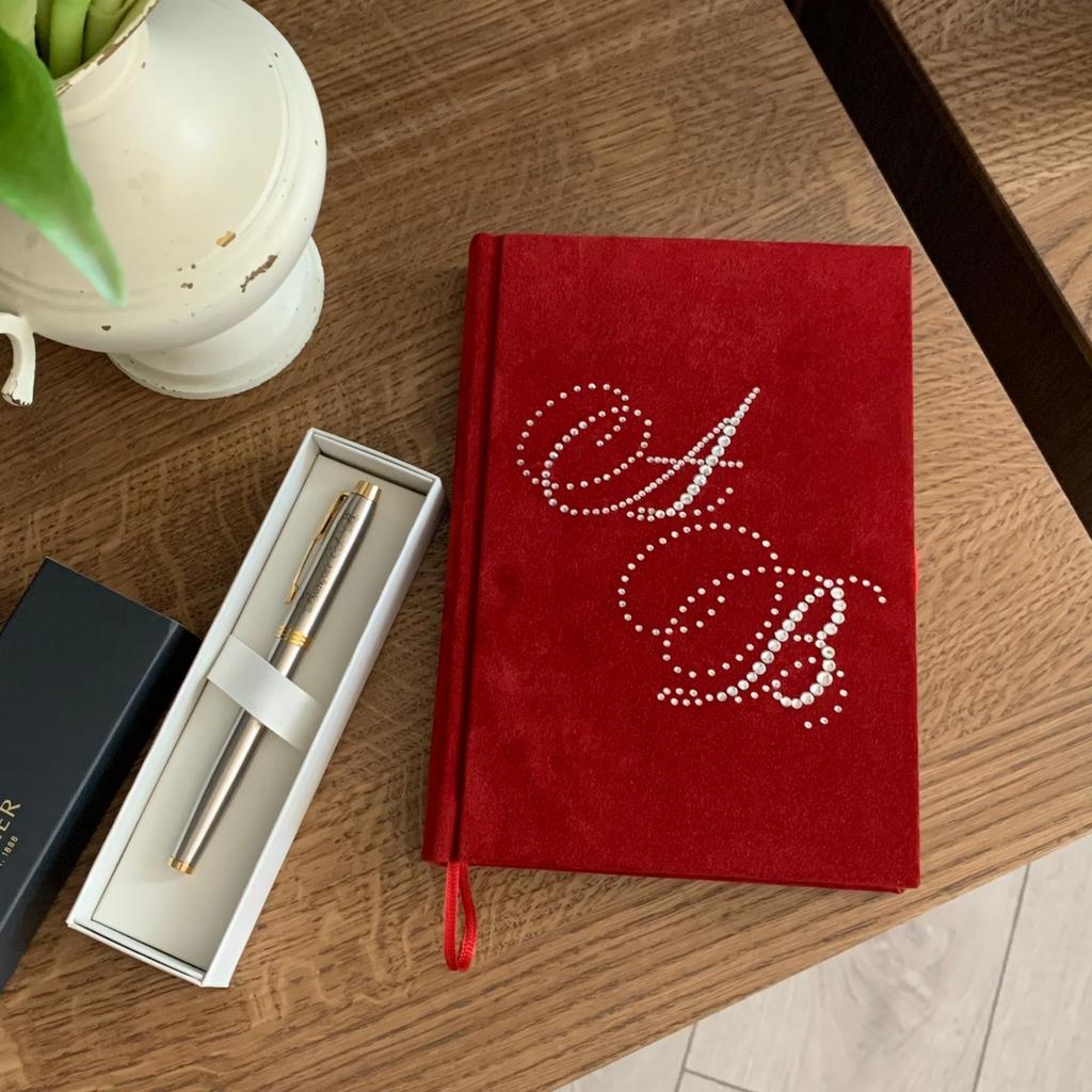 Именной ежедневник из натуральной замши с стразами сваровски