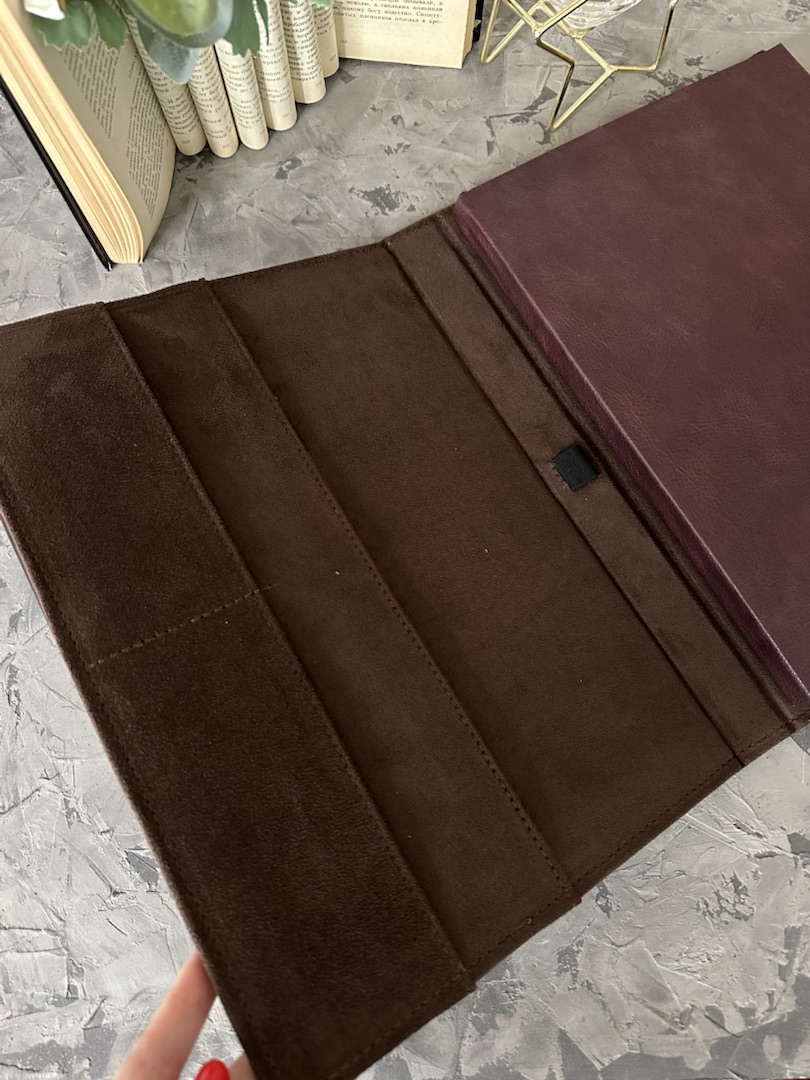 Именной ежедневник А4 формата в натуральной коже, сменный блок, герб России