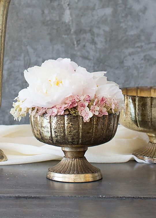 Ваза на ножке с красивой фактурой (Н-14 см)