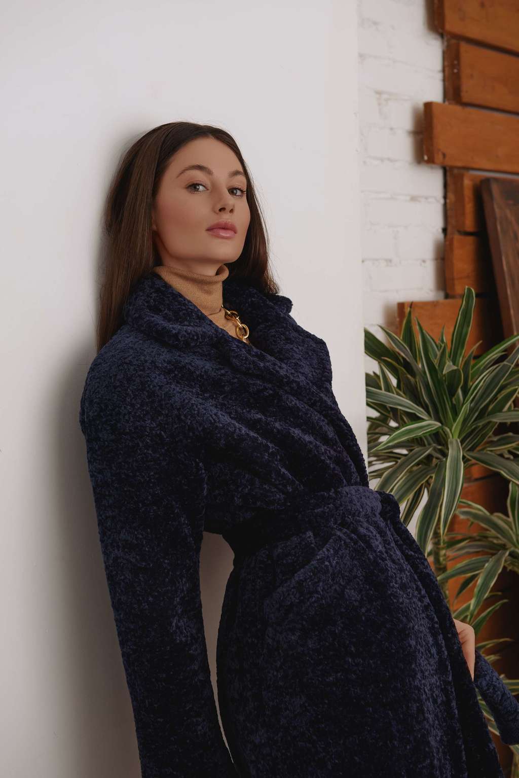 Экошуба Модель Двубортная Темно-синий каракуль.