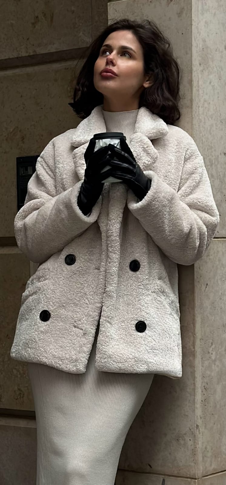 Пальто Экошуба Короткая Молочный экрю под каракуль