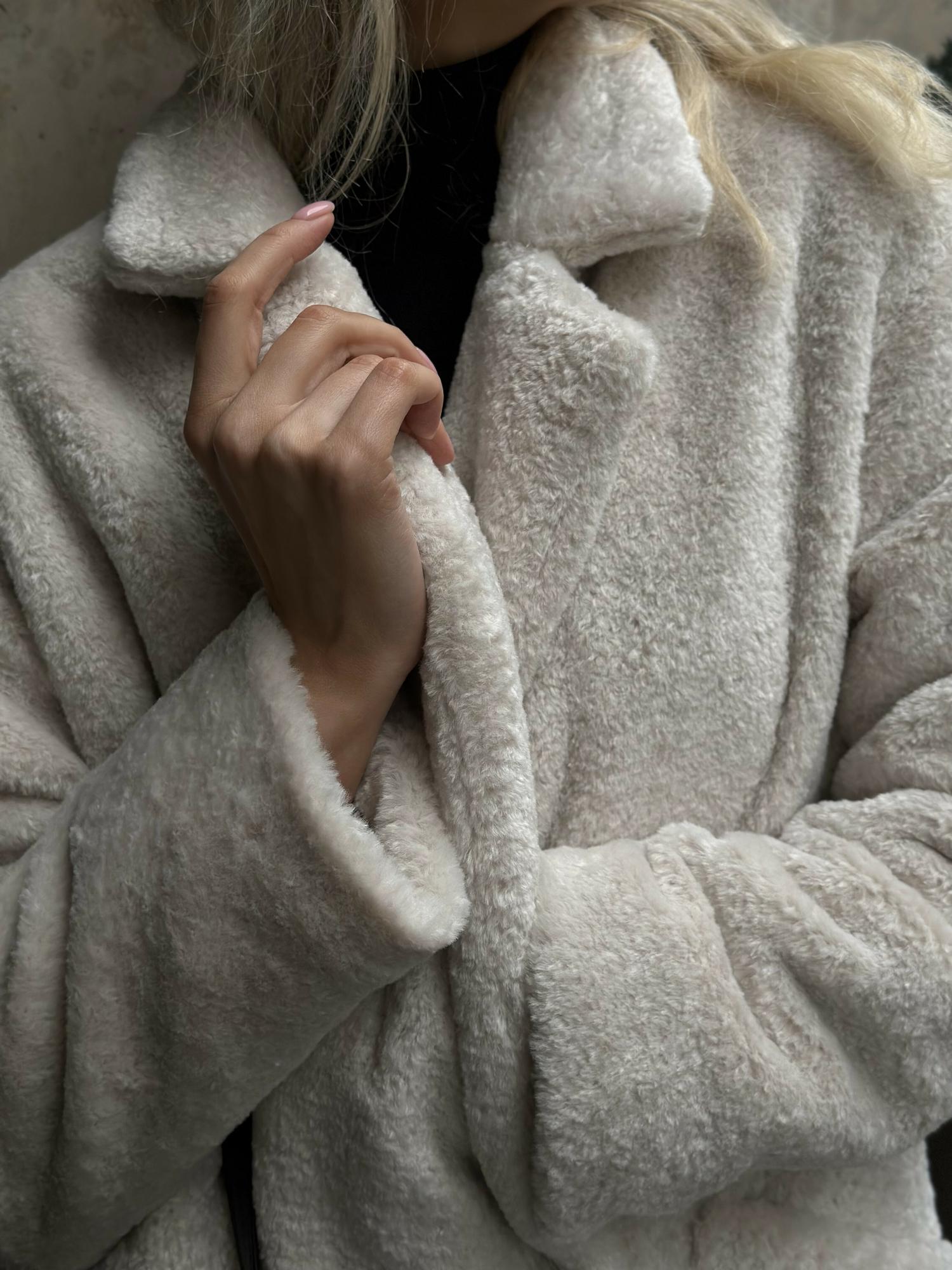 Пальто Экошуба Модель Двубортная Молочный экрю