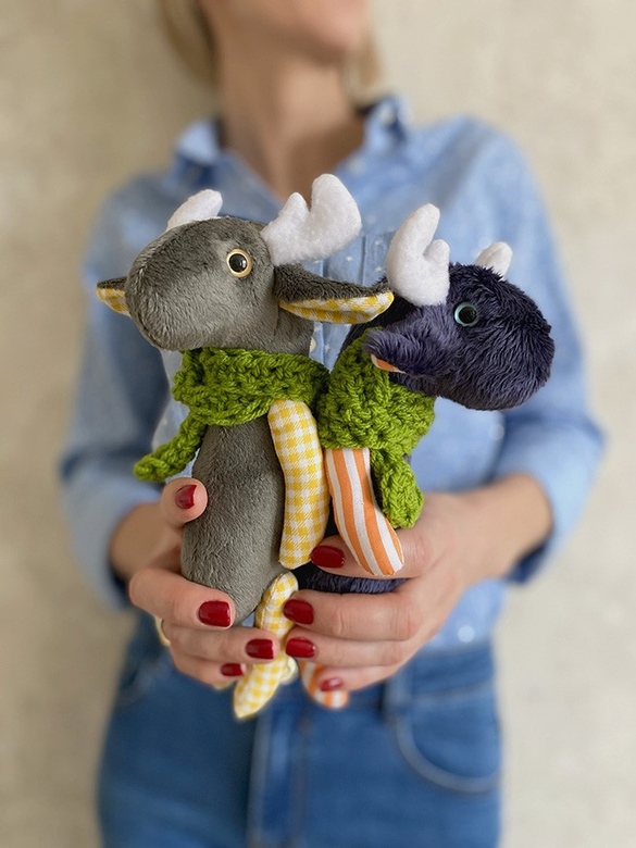 лоси цветные