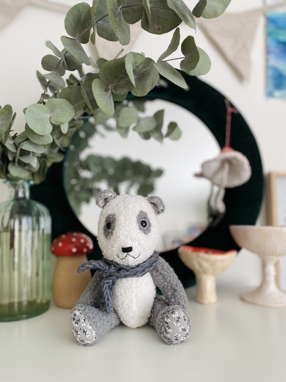 Маленькая панда