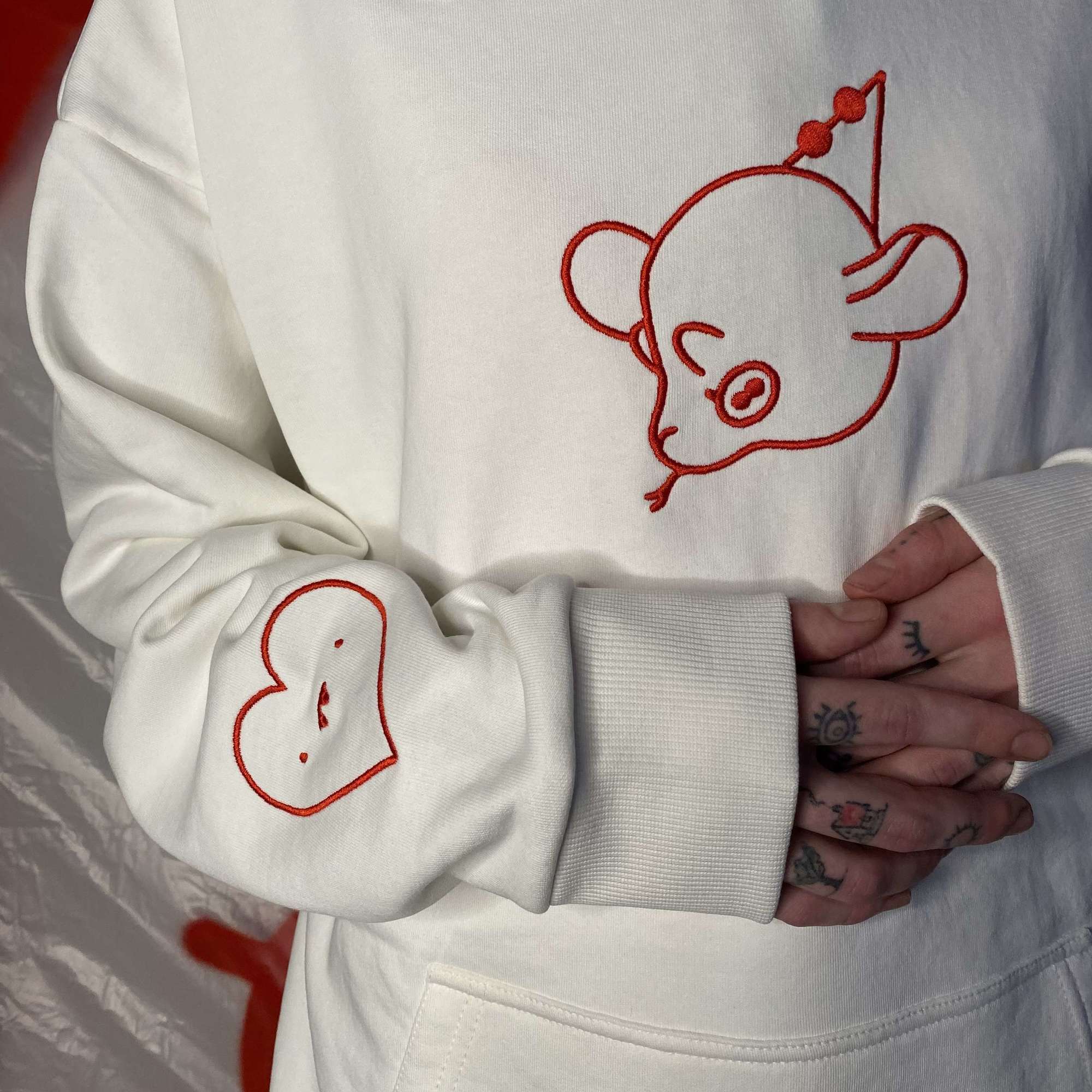 LOV ♡ hoodie