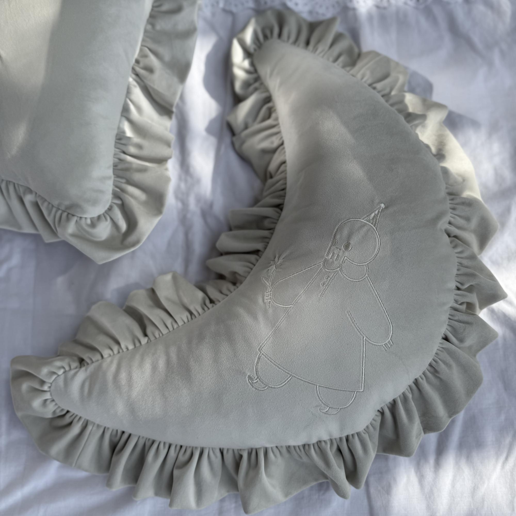 MOON pillow
