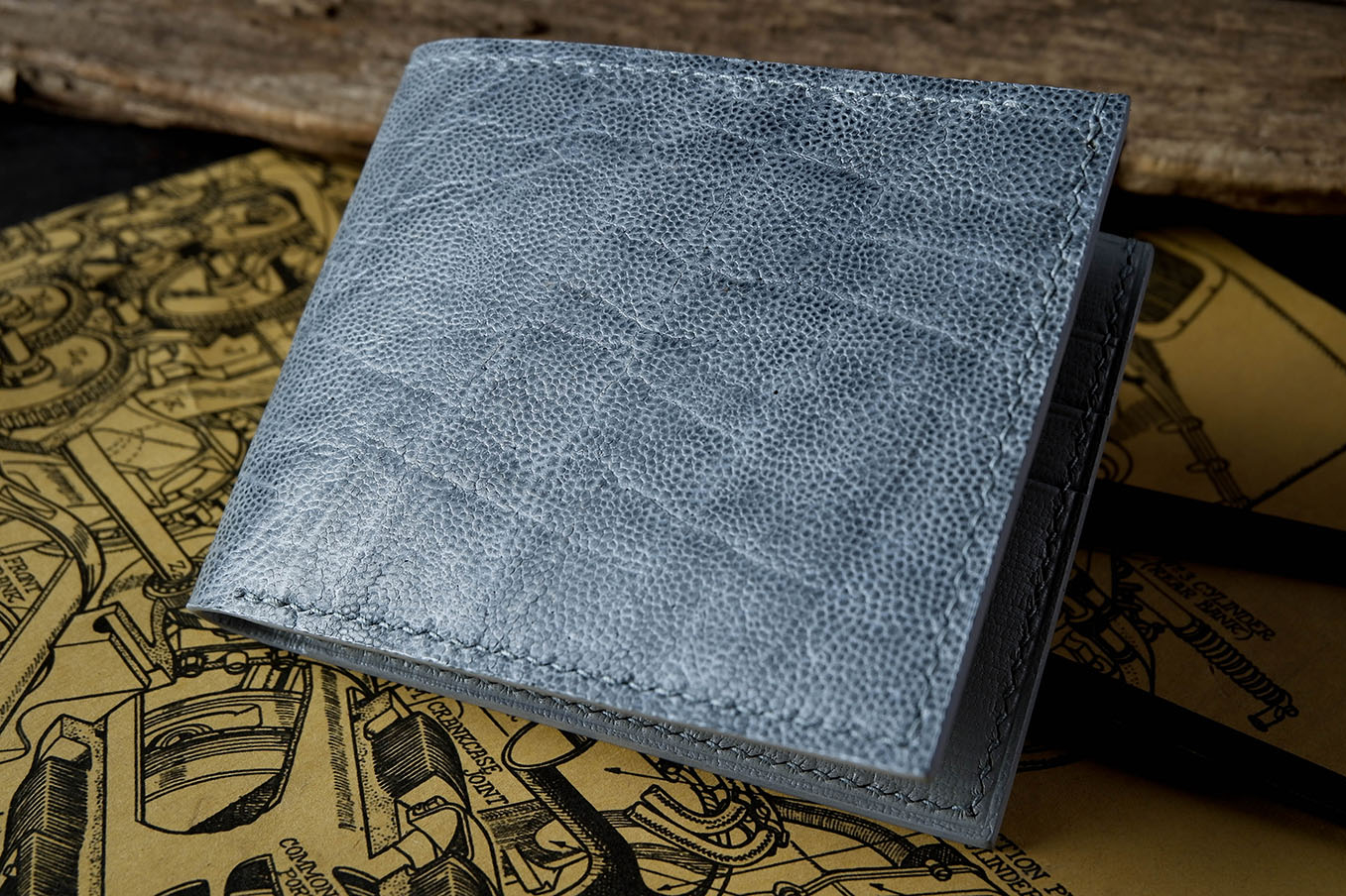 мужское портмоне, мужской кошелек, серая кожа, заказать портмоне, купить портмоне, портмоне под заказ, ручная прошивка, ручная работа, натуральная кожа, экзотическая кожа, необычная кожа, редкая кожа, кожа слона, кожа козы