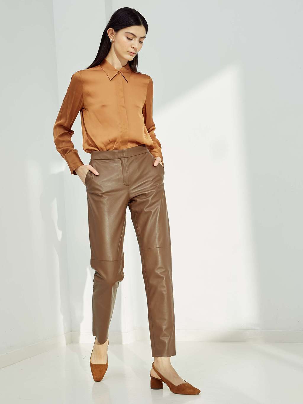 Брюки из натуральной кожи