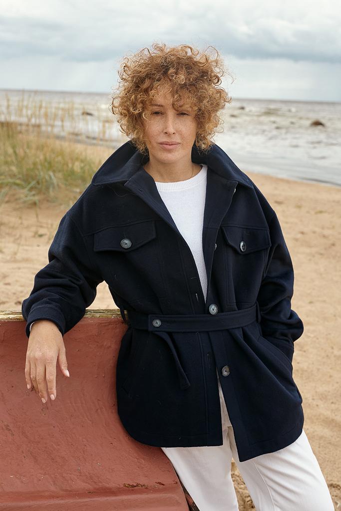 Пальто - рубашка из шерсти синего цвета MIDI