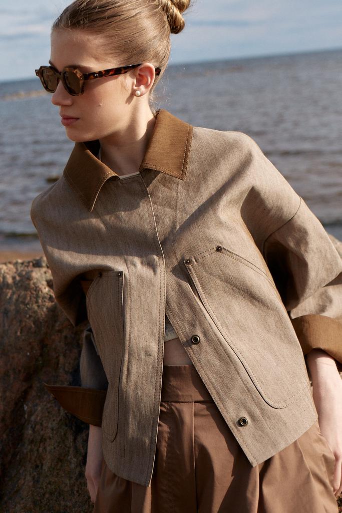 Джинсовая куртка