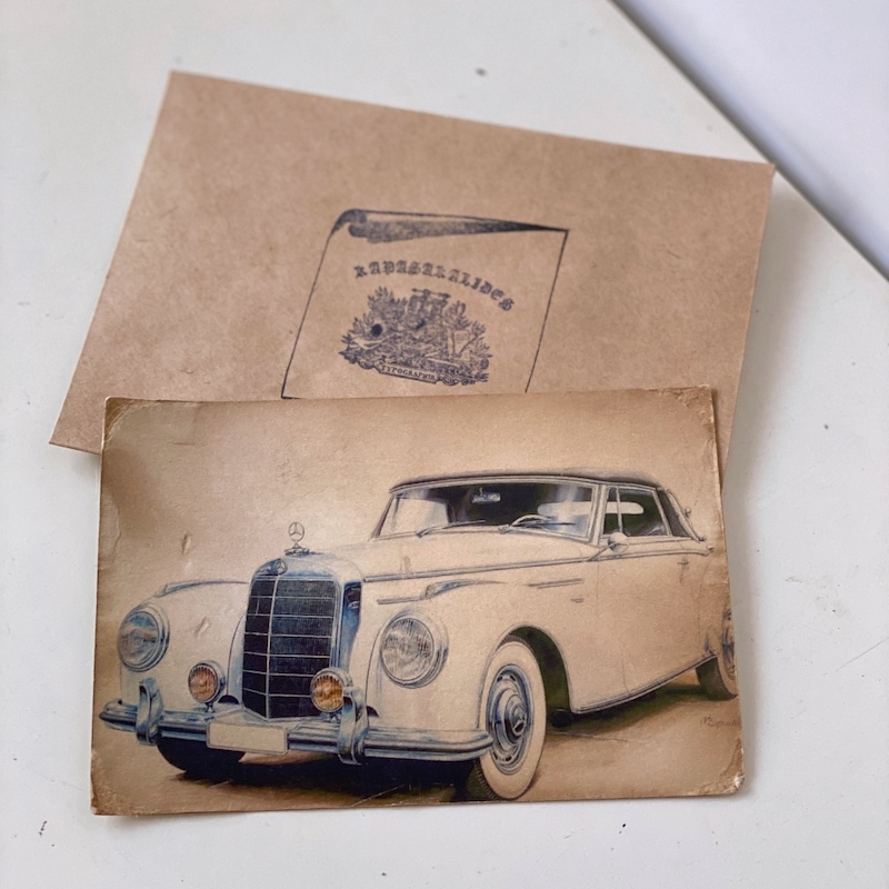 Открытка ретро-Белый Мерседес