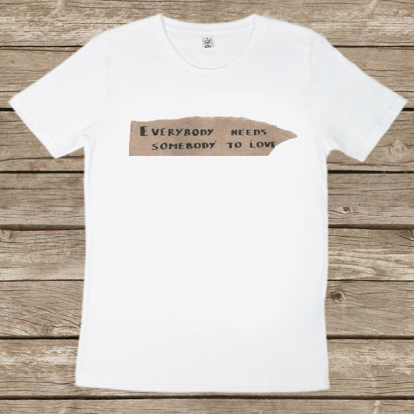 Футболка мужская "Everybody needs somebody to love"