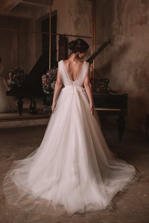 Свадебное платье Теона 1078