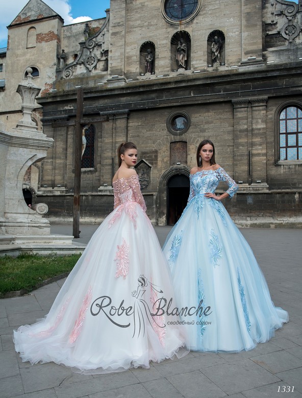 Вечернее платье 1331