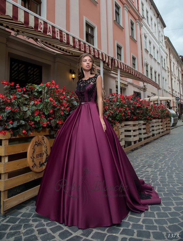 Вечернее платье 1373