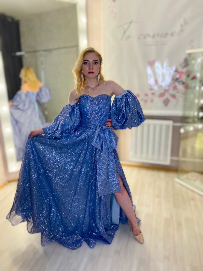 Вечернее платье 696