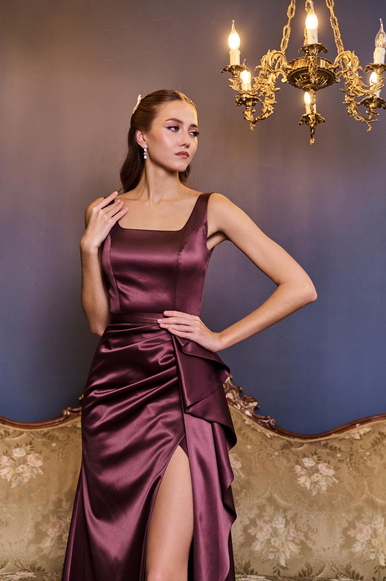 Вечернее платье Milk shake