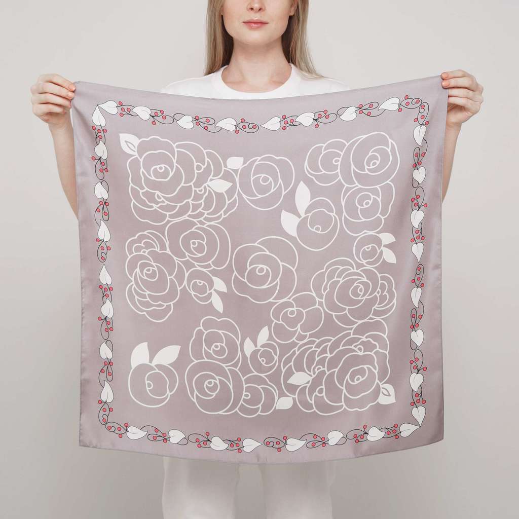 Платок "Белые розы"