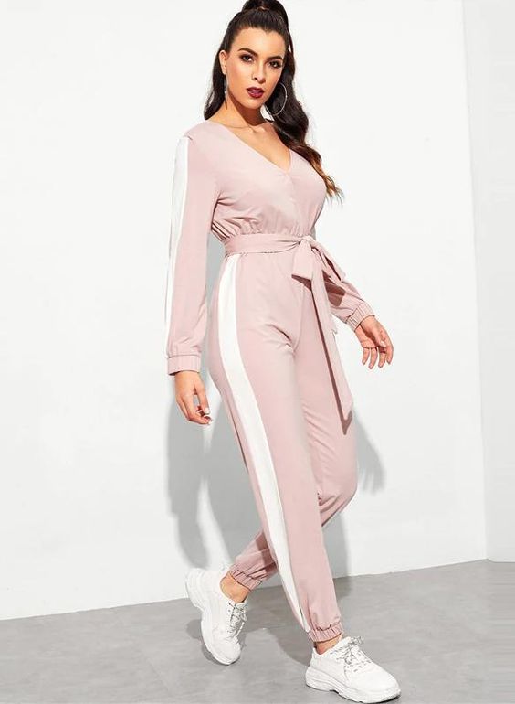 СПОРТИВНЫЙ КОСТЮМ NILLY