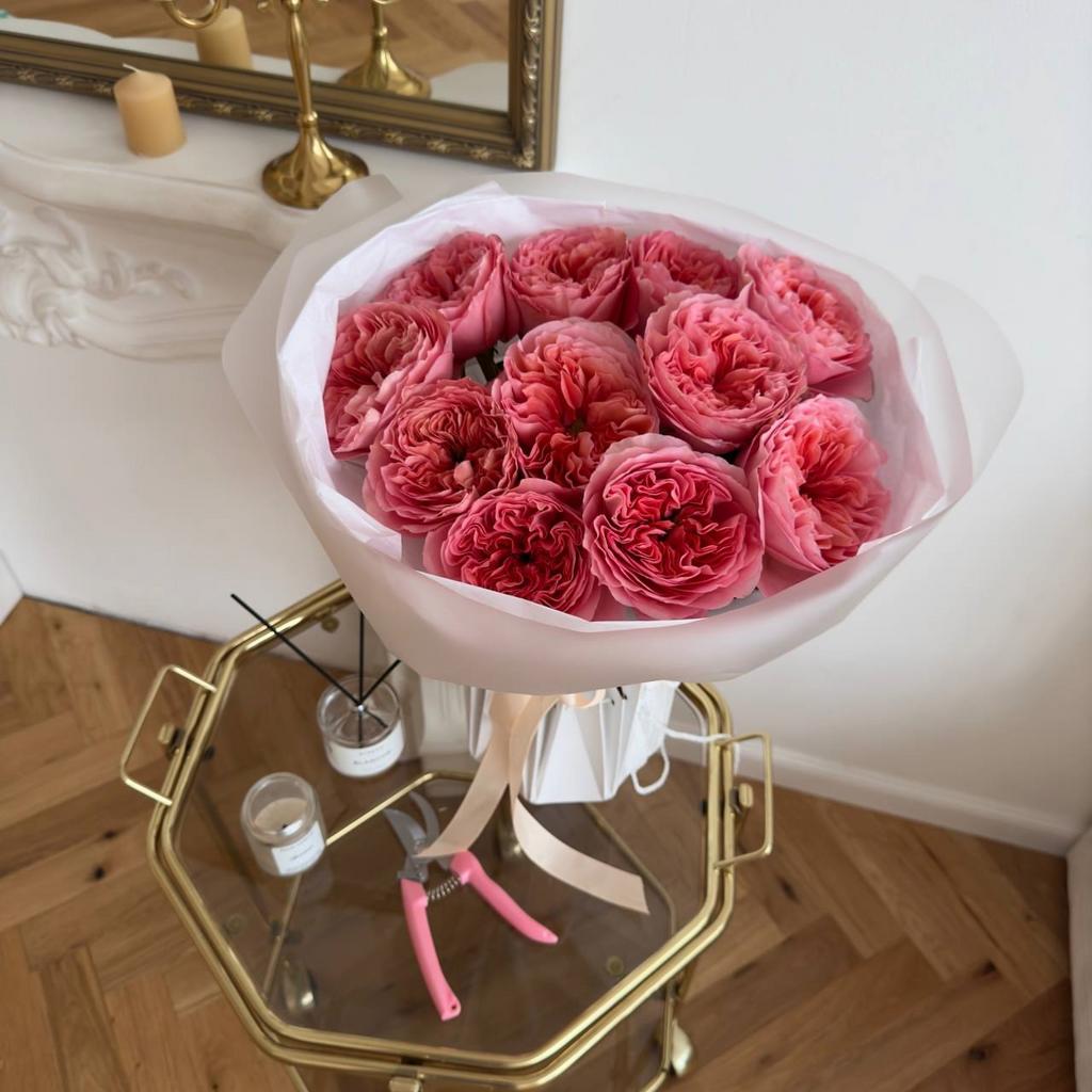 Букет пионовидных роз Кэнди