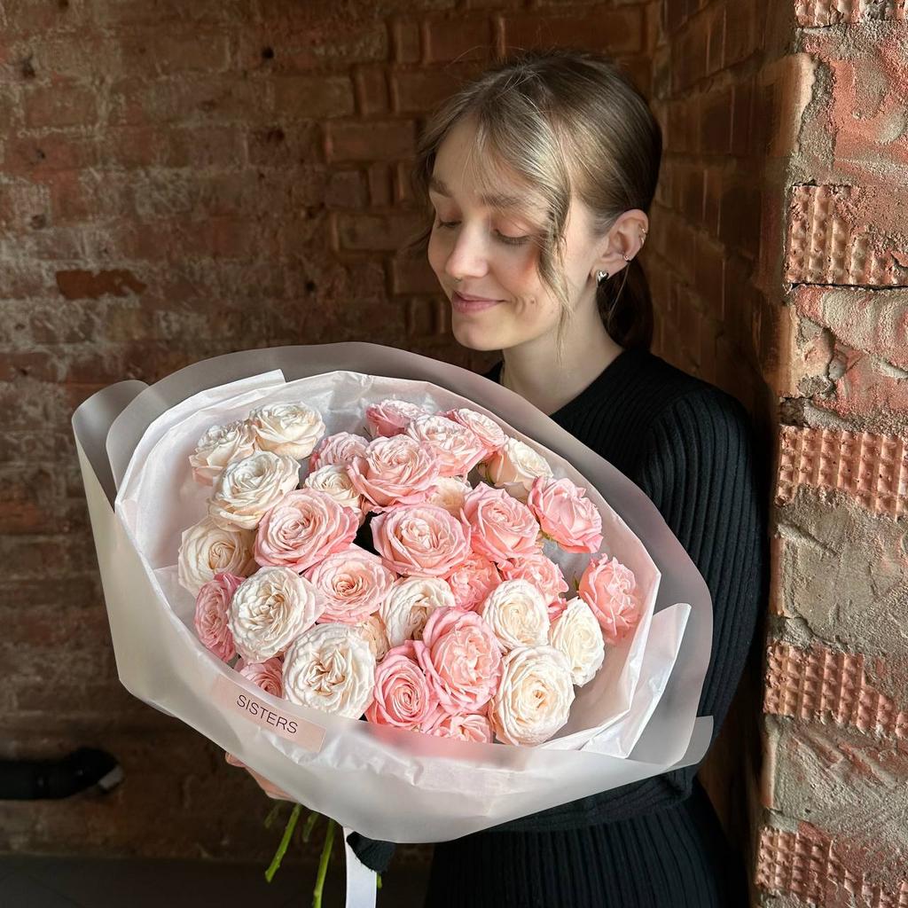 Букет пионовидных роз Бомбастик