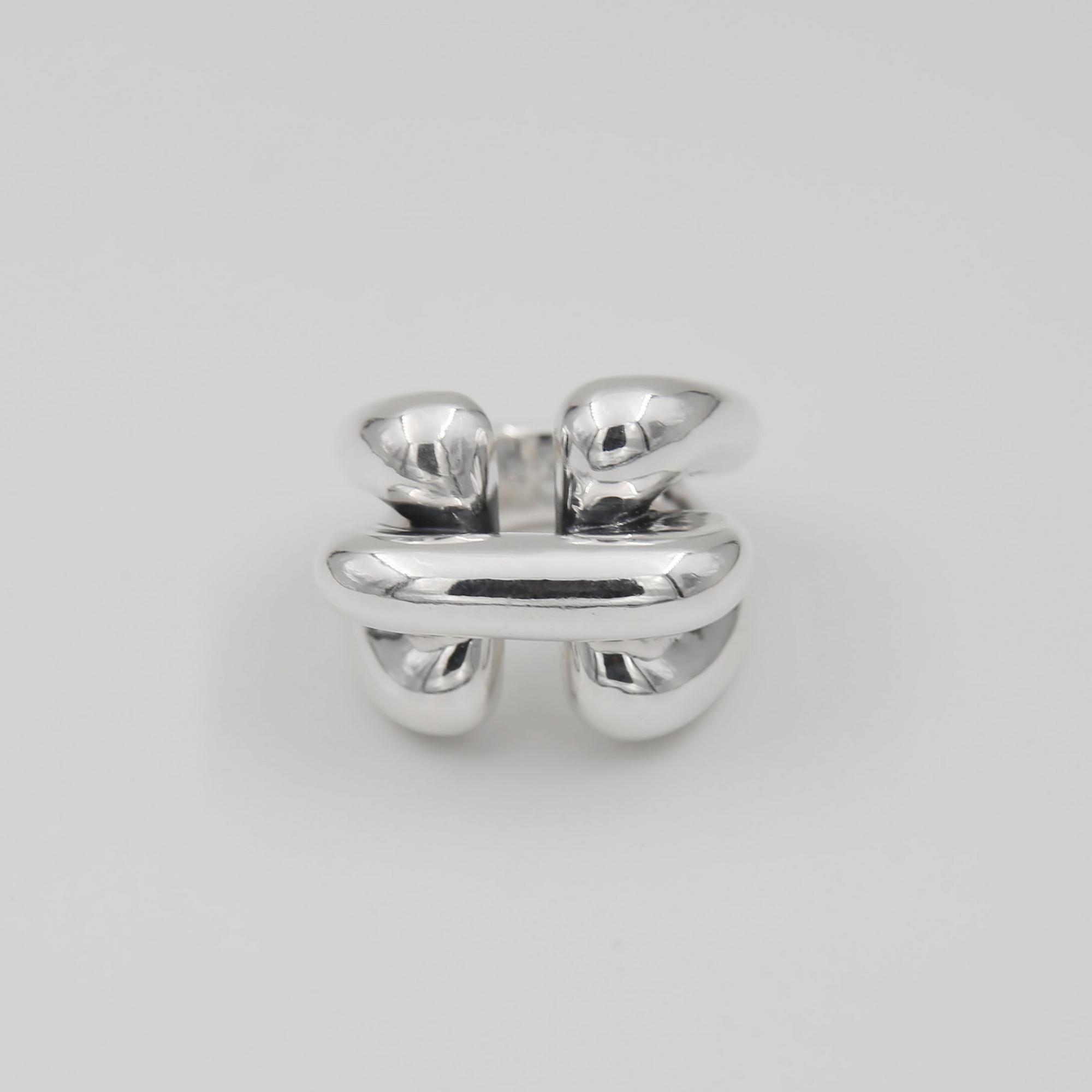 Серебряное кольцо 2P1073