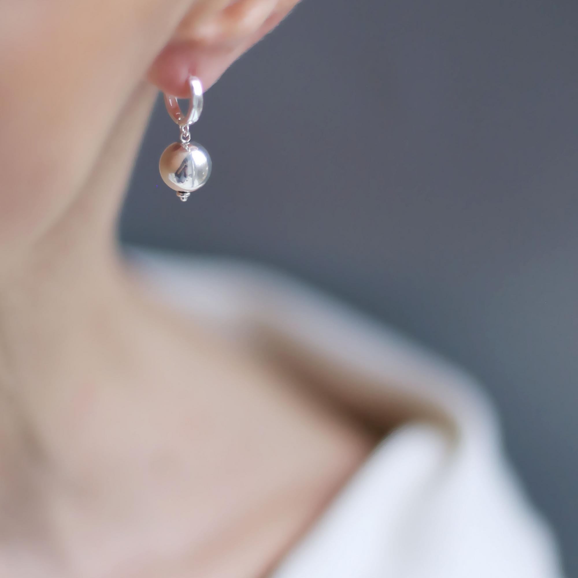 Серьги из гематита серебряного цвета 1P2512