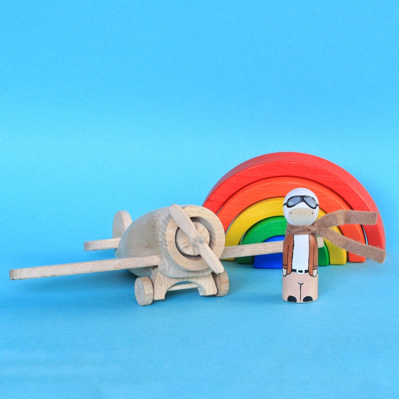 Первым делом, первым делом самолеты! Пилот и самолет - подарок сыну