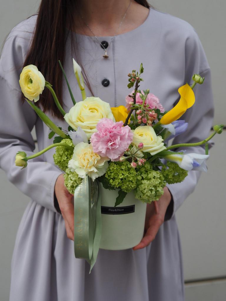 композиция в шляпной коробке