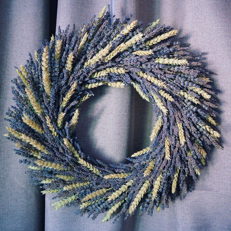 лавандовый венок с пшеницей