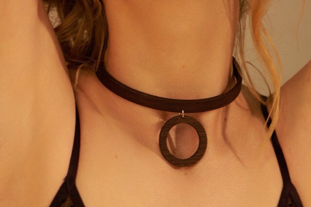 Чокер Natura-ο (омикрон)