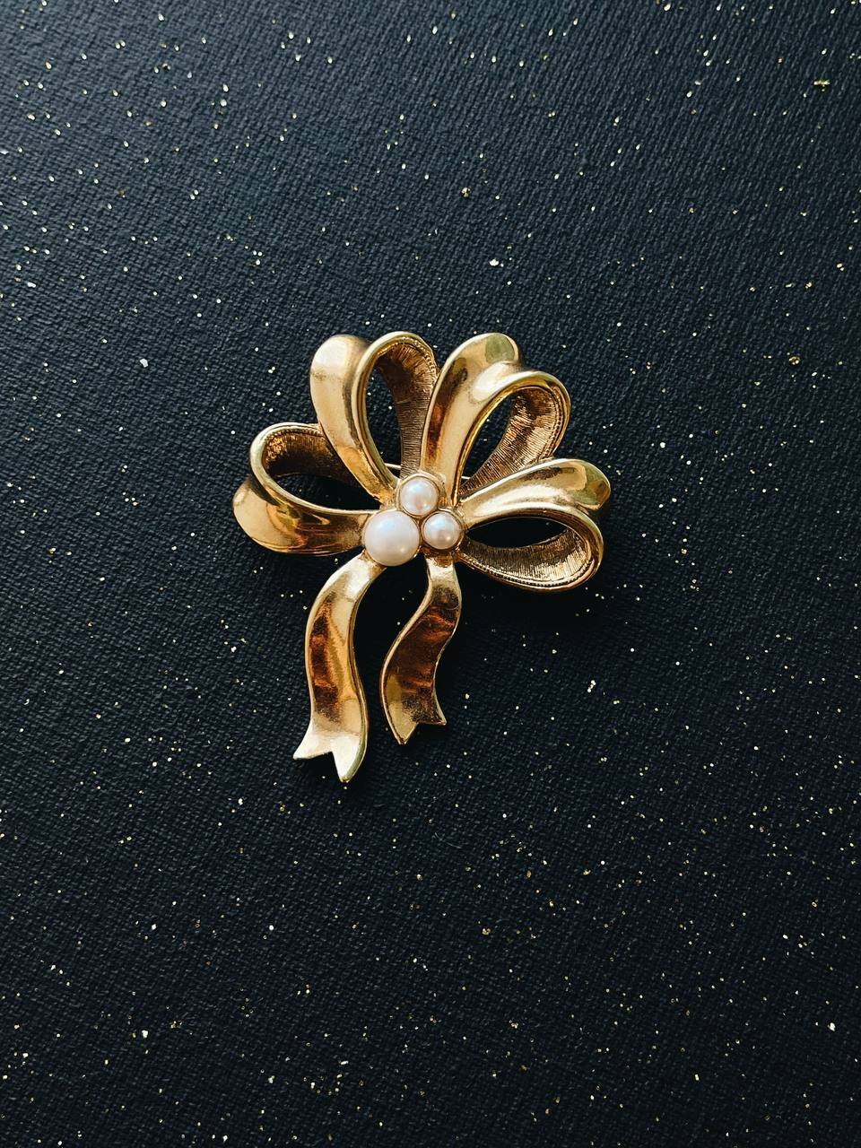 Винтажная брошь "Бантик"