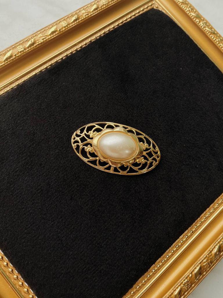 Винтажная брошь Нежность