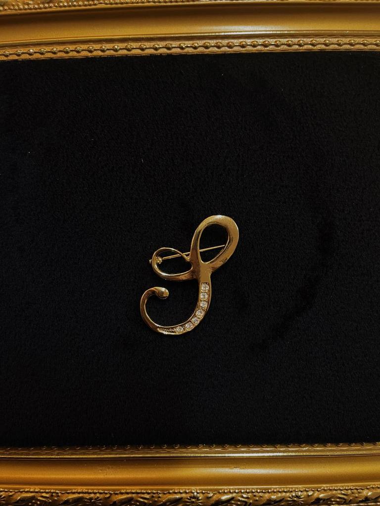 Винтажная брошь «Изящество»