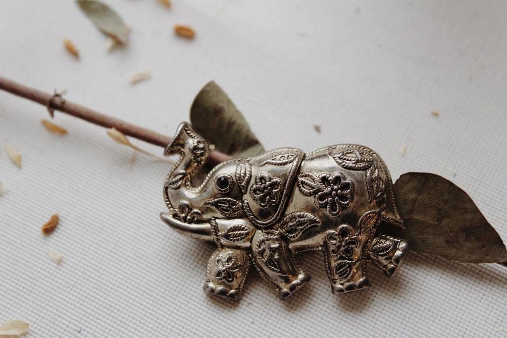 Винтажная брошь «Слоник» Best