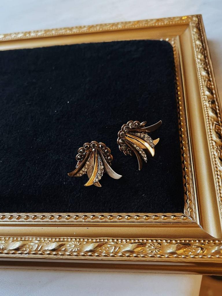 Винтажные клипсы с перьями