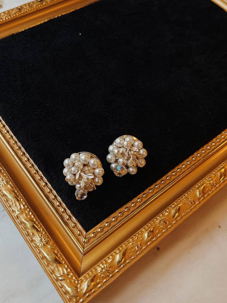 Винтажные клипсы с жемчугом и веточкой