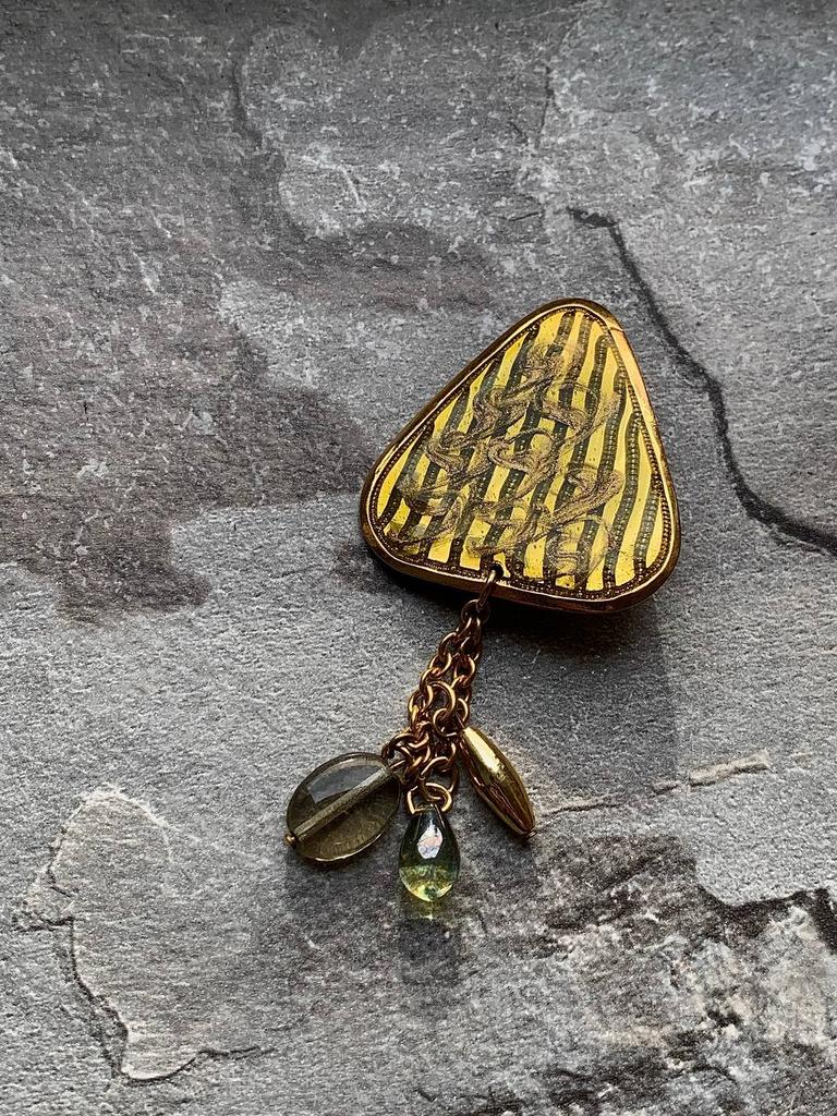 Винтажная брошь «Элегантность»